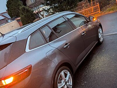 Renault Megane ENERGY TCe 205 EDC GT Grandtour GT