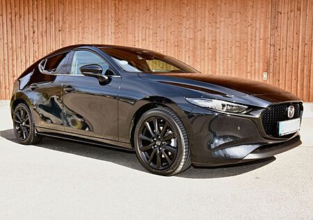 Mazda 3 2.0 l e-SKYACTIV X Automatik 186 PS Jet Black