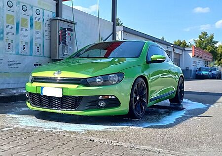 VW Scirocco Volkswagen 2.0 TSI DSG mit Mängeln