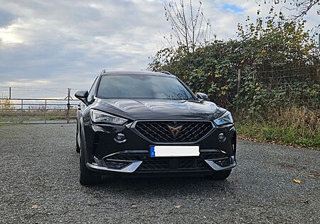 Cupra Formentor 1.4 e-HYBRID 180kW Priority VZ DSG...