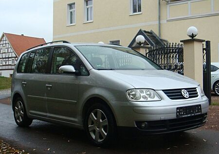 VW Touran Volkswagen 2.0 TDI DPF Goal