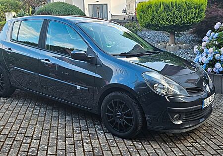 Renault Clio Edition Dynamique 1.6 16V ESP 82kW AT E...