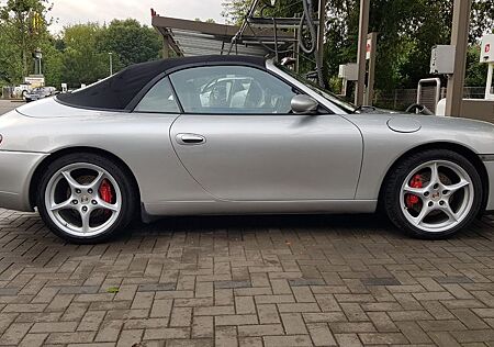 Porsche 996 C4 Cabrio/Hardtop/Tiptronic/*Motormangel*