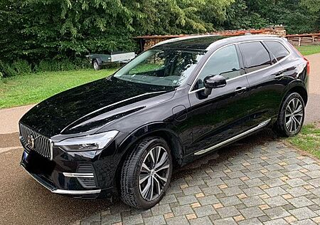 Volvo XC 60 XC60 T6 AWD Plug-In AHK Standhzg. Pano