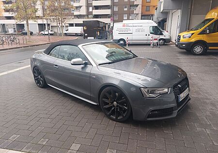 Audi A5 2.0 TFSI S tronic quattro Cabriolet -