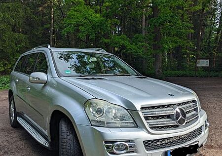 Mercedes-Benz GL 500 4MATIC -