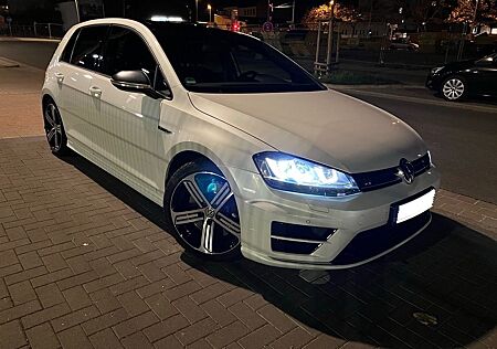 VW Golf Volkswagen 2.0 TSI DSG 4MOTION BMT R R