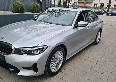 BMW 318 d,Lim,Sport Line,AHK,EGSD,StdHzg,Alu17",6Gg