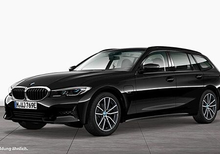 BMW 320e Touring Sport Line HUD HiFi DAB
