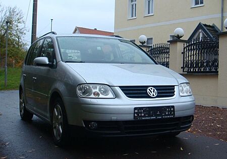 VW Touran Volkswagen 2.0 TDI DPF Goal