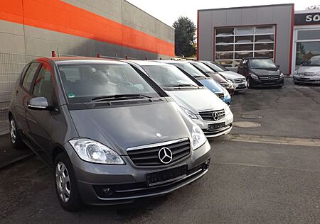 Mercedes-Benz A 160 , Einparkhilfe, Sitzheizung, Navi