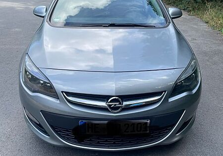 Opel Astra Sports Tourer 1.4 T ecoF Edition 88 S/...