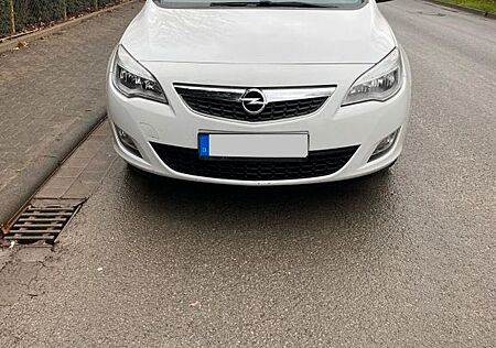 Opel Astra J 1.4 ecoFLEX Design Edition 74kW Design