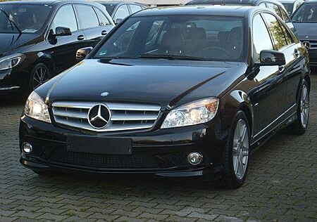 Mercedes-Benz C 180 CGI BlueEFFICIENCY AVANTG. Aut. AMG STYL