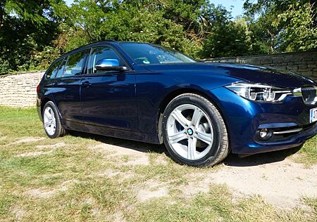 BMW 320i Touring Sport Line