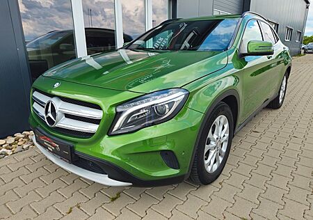 Mercedes-Benz GLA 220 CDI, Kamera, Keyless, CarPlay, 8x Räder