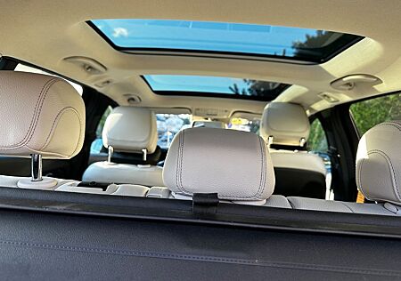 Mercedes-Benz C 250 d 4MATIC T EXCLUSIVE Autom. EXCLUSIVE