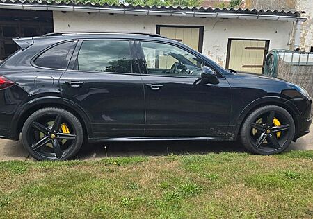 Porsche Cayenne Turbo