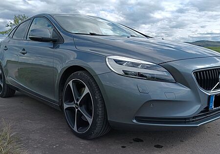 Volvo V40 D3 Momentum LED, PDC, Kamera, Klima