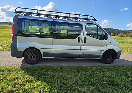 Opel Vivaro L2H1 *9- Sitzer*