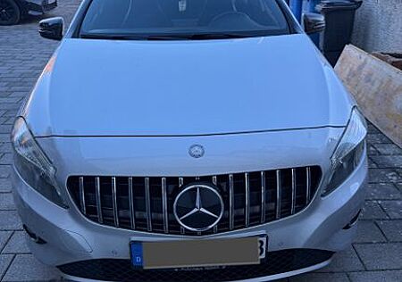 Mercedes-Benz A 180 -