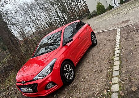 Hyundai i20 1.0 T-GDI 74kW DCT Active Style Active Style
