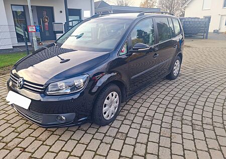 VW Touran Volkswagen 1.6 TDI Trendline BlueMotion Technolo...