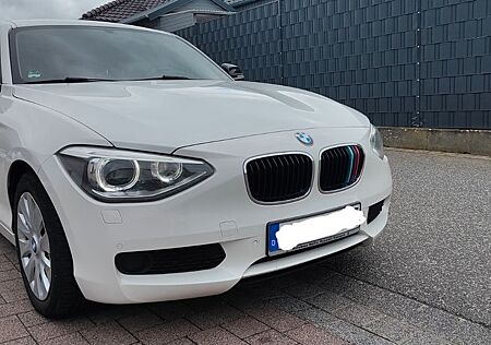 BMW 116i - Automatik* Xenon* gute Zustand