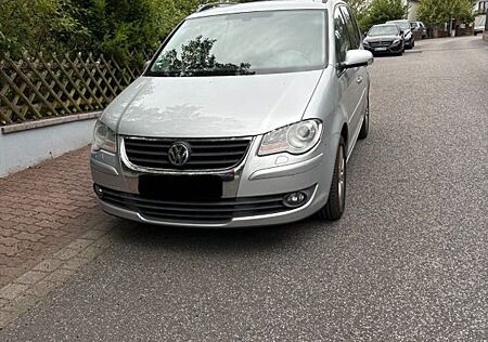 VW Touran Volkswagen 1.4 TSI 125kW DSG -