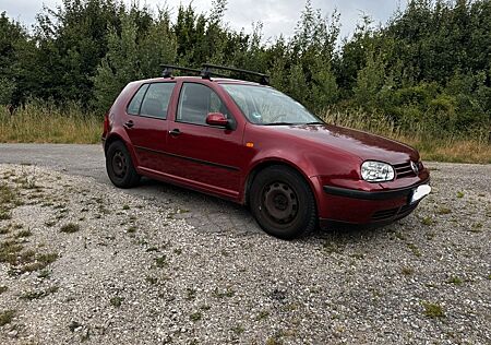 VW Golf Volkswagen 1.9 TDI