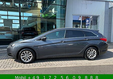 Hyundai i40 cw blue Trend 1,7 CRDI 1.Hd