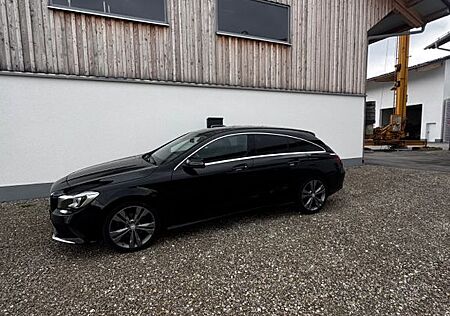 Mercedes-Benz CLA 220 Shooting Brake CLA 220 d 4MATIC DCT ...