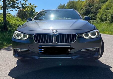 BMW 320d Touring Luxury Line Luxury Line