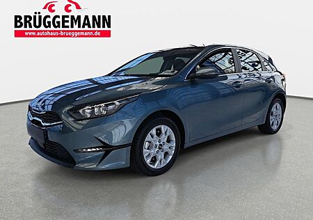 Kia Cee'd CEED 1.5 T-GDI DCT7 ULTIMATE EDITION MJ25