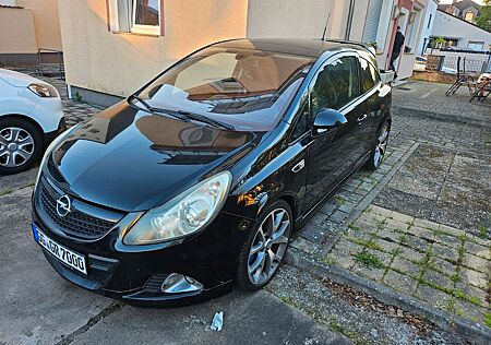 Opel Corsa 1.6 Turbo OPC 315 ps