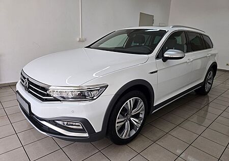 VW Passat Alltrack Volkswagen 2.0 TDI 4M Matrix Panorama Kamer