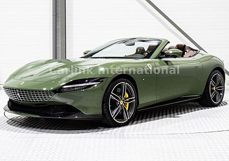 Ferrari Roma Spider -VERDE OLIVA- CARBON-PASS. DISPLAY