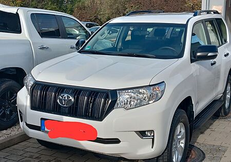 Toyota Land Cruiser 2.8 D-4D - Topzustand