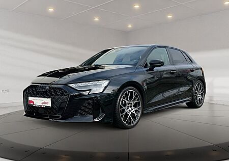 Audi RS3 Sportback quattro S tronic matrix,HUD,Kam.
