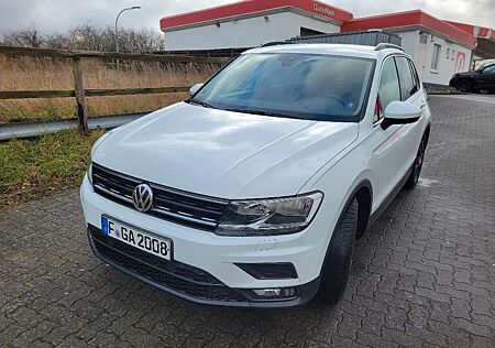 VW Tiguan Volkswagen 1.4 TSI ACT DSG Comfortline Comfortline