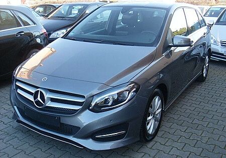 Mercedes-Benz B 180 Style 41.509 Kilometer / RK / Autom.