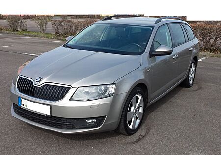 Skoda Octavia 1.0 TSI JOY Combi SHZ PDC LM17" AMUNDSEN