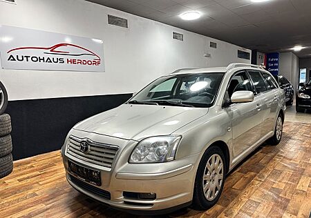 Toyota Avensis Kombi 1.8 Sol