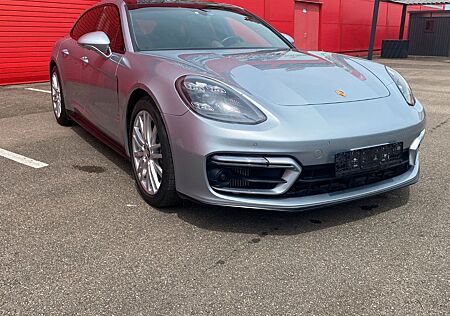 Porsche Panamera Sport Turismo GTS - VOLLAUSSTATTUNG