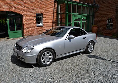 Mercedes-Benz SLK 200