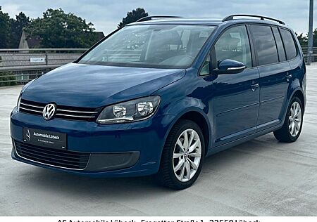 VW Touran Volkswagen Comfortline BMT/Navi/PDC/Sitzh./TÜV NEU !