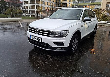 VW Tiguan Allspace Volkswagen 2.0 TSI OPF 140kW DSG 4MOTIO...