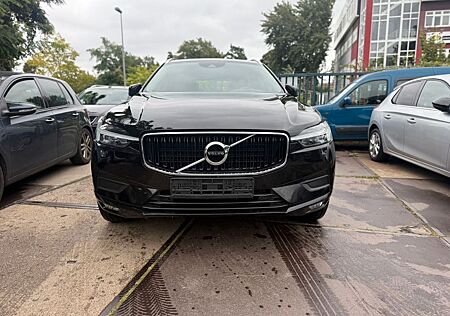 Volvo XC 60 XC60 Momentum Pro AWD FACELIFT/KAMERA/ALU