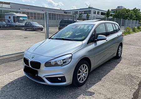 BMW 218i Gran Tourer *Panorama*AHK*Spurhalteassist*