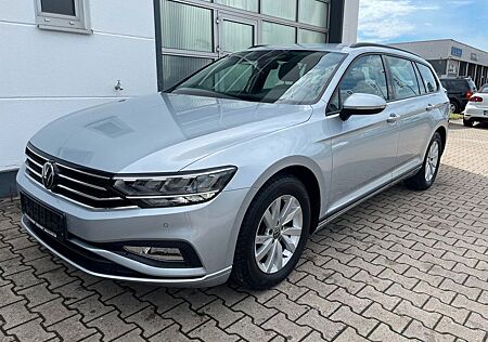 VW Passat Variant Volkswagen 2,0TDi DSG/1.HD/MWST/AHK/SHZ/DAB